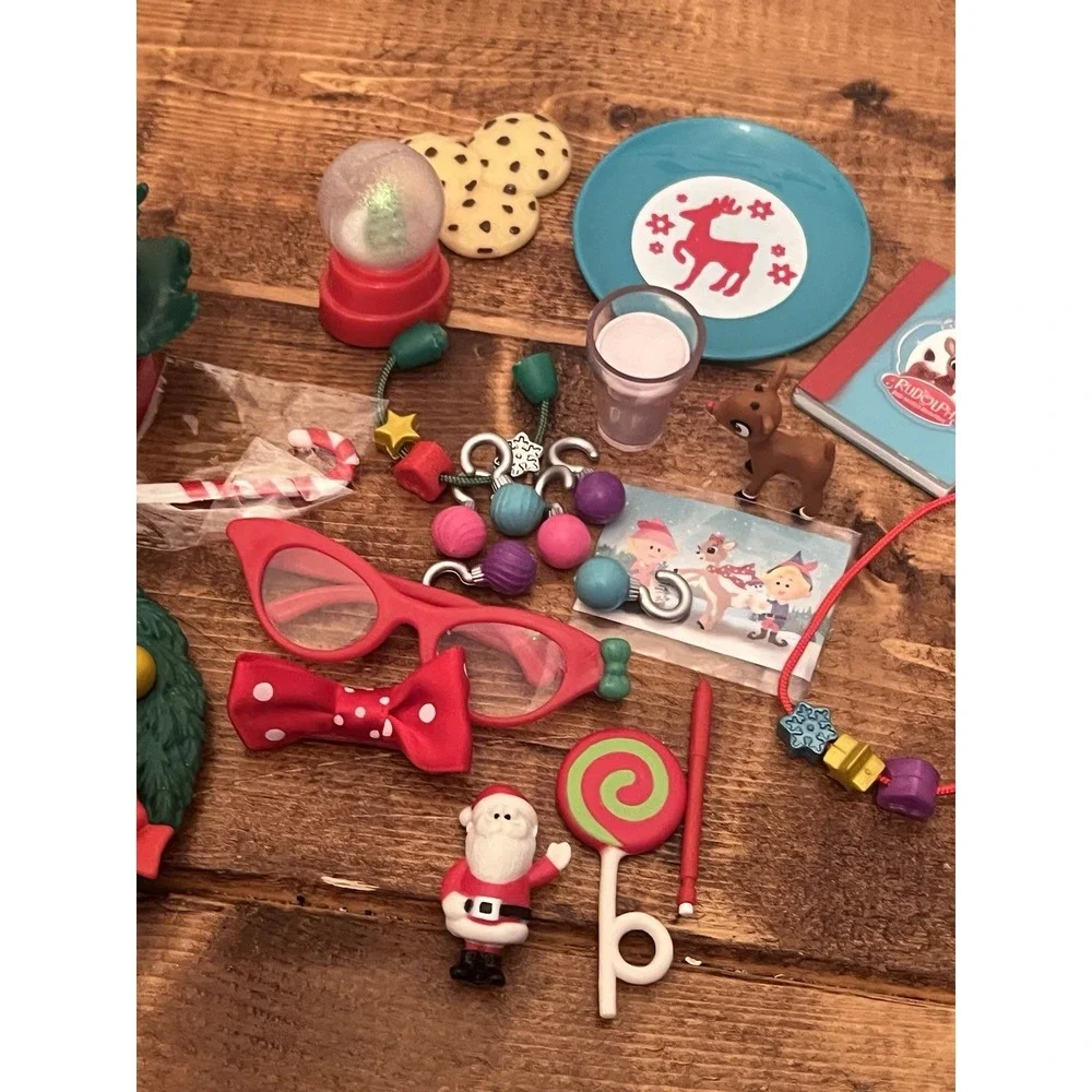 MY LIFE As Christmas HOLIDAY DECORATIONS Play Set 18